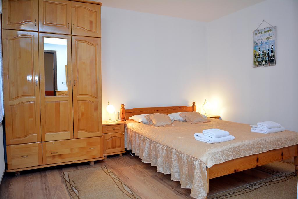 בנסקו Trenchova Guest House מראה חיצוני תמונה